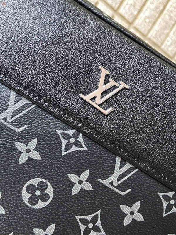 LV Crossbody Bags