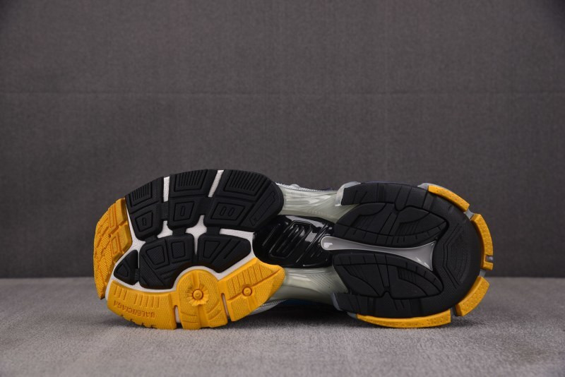 Ba1en*iaga runner 772774 w3rmu 1474