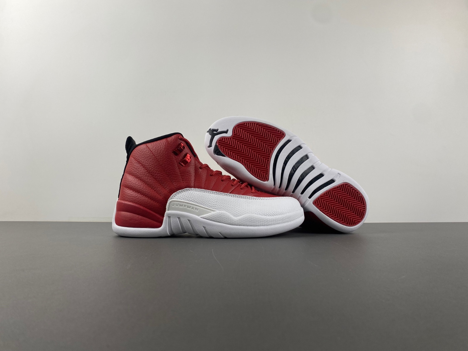 Air Jordan 12 Retro