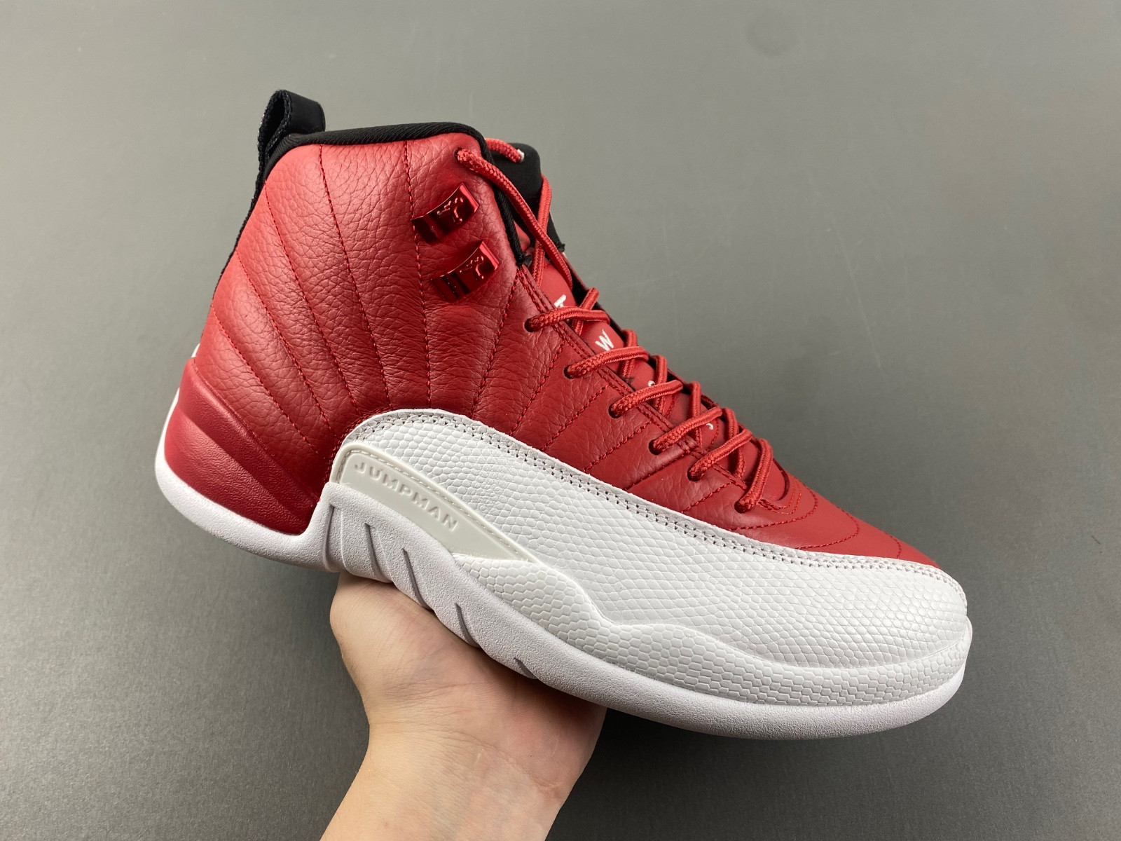 Air Jordan 12 Retro