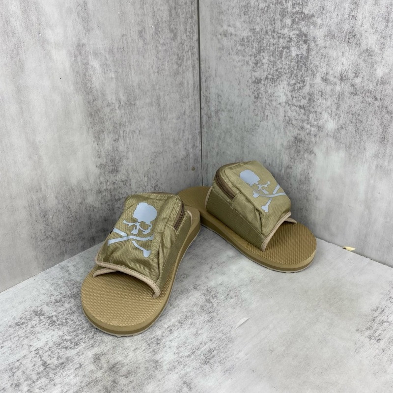SUICOKE × MASTERMIND WORLD SANDALS