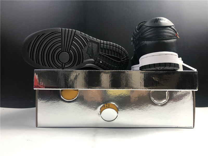 OWF SB Dunk CT0856-002