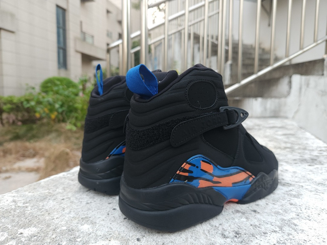 Air Jordan 8 "Cavs" 305381-005