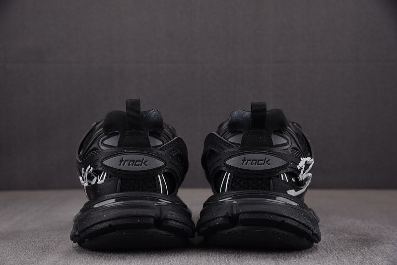 Ba*len*cia*ga track 542436 wtrhw 1090