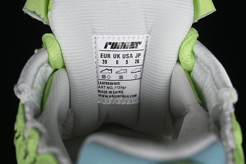 Ba1en*iaga runner 772767-wrnmt-4697