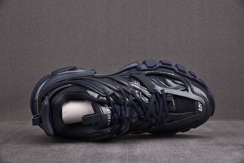 Ba*len*cia*ga track 542023 w1th 1904