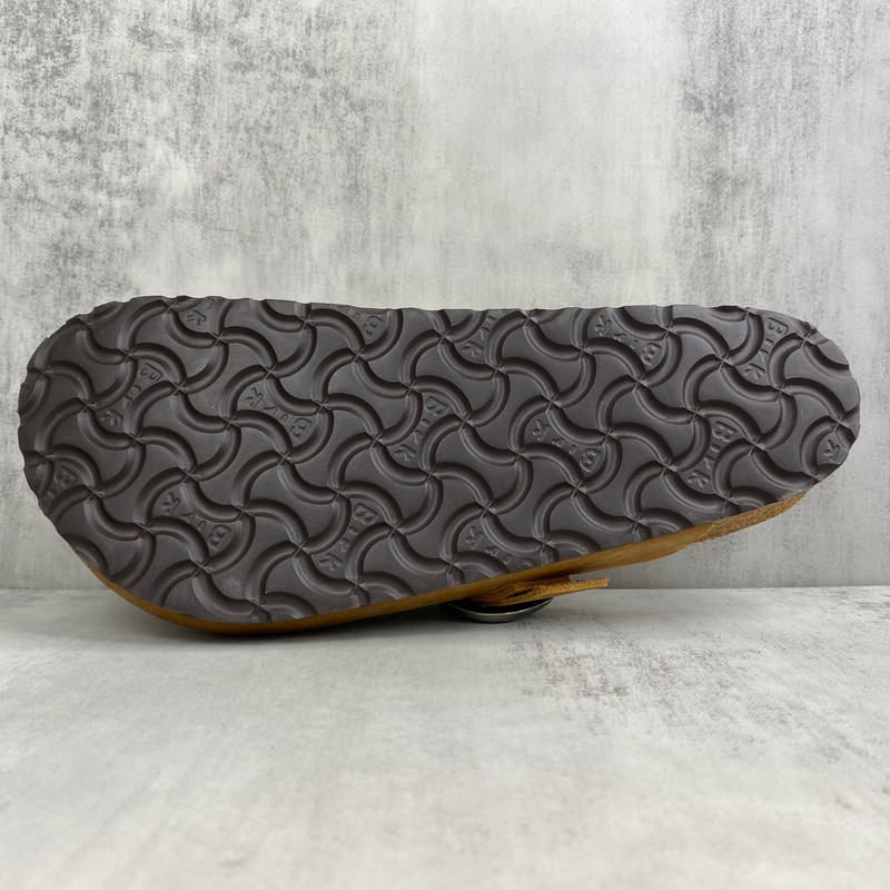 Ch*0me He**ts birkenstocks