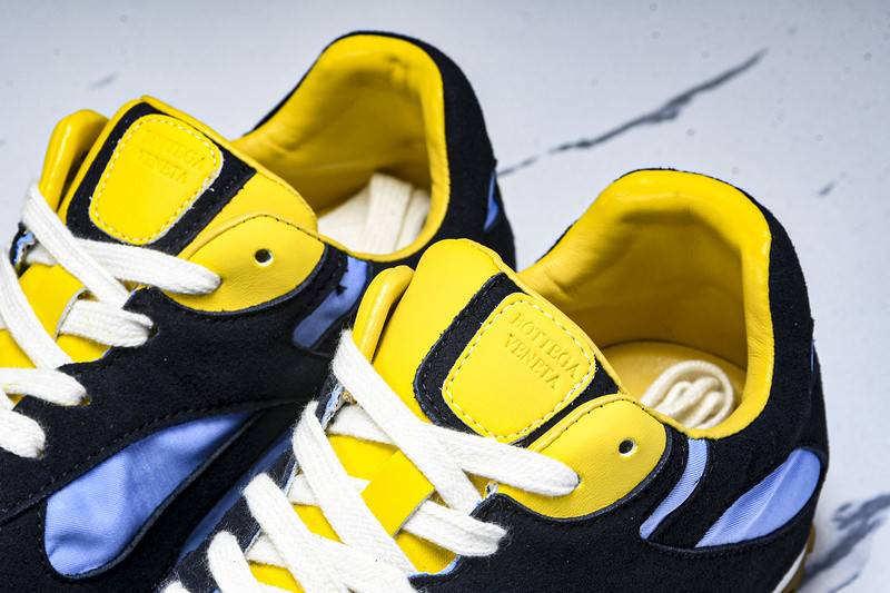 b0tt*ga Ven*ta orbit sneaker