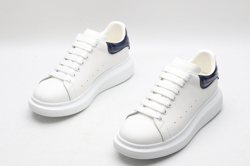 a1exa*der Mcqv*en sneaker（dark blue）