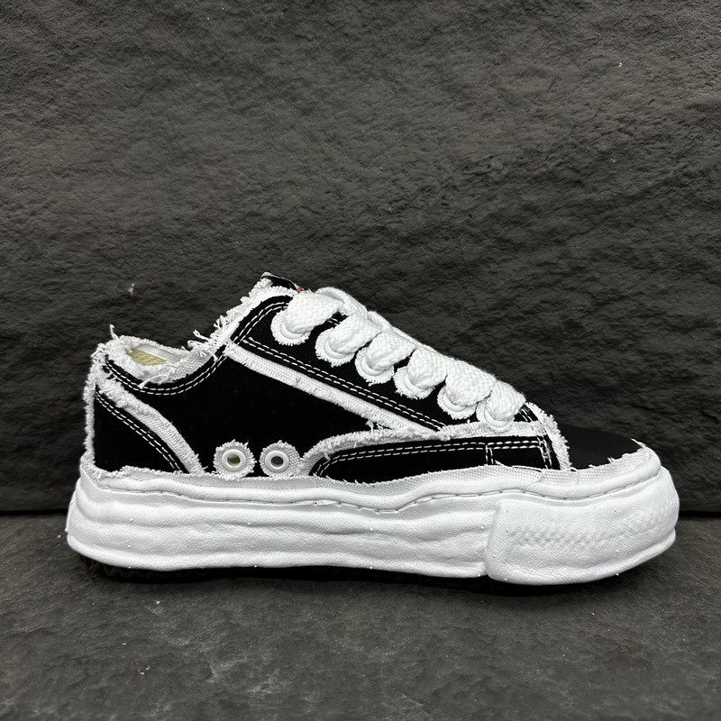 Ma1s0n mihara sneakers