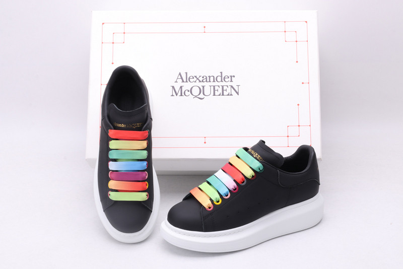 a1exa*der Mcqv*en sneaker