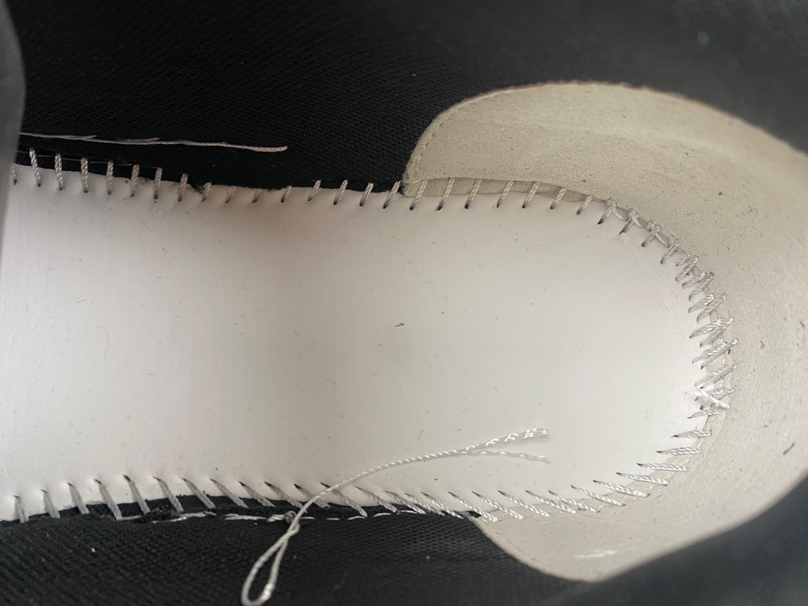 Off-White c/o Virgil Abloh