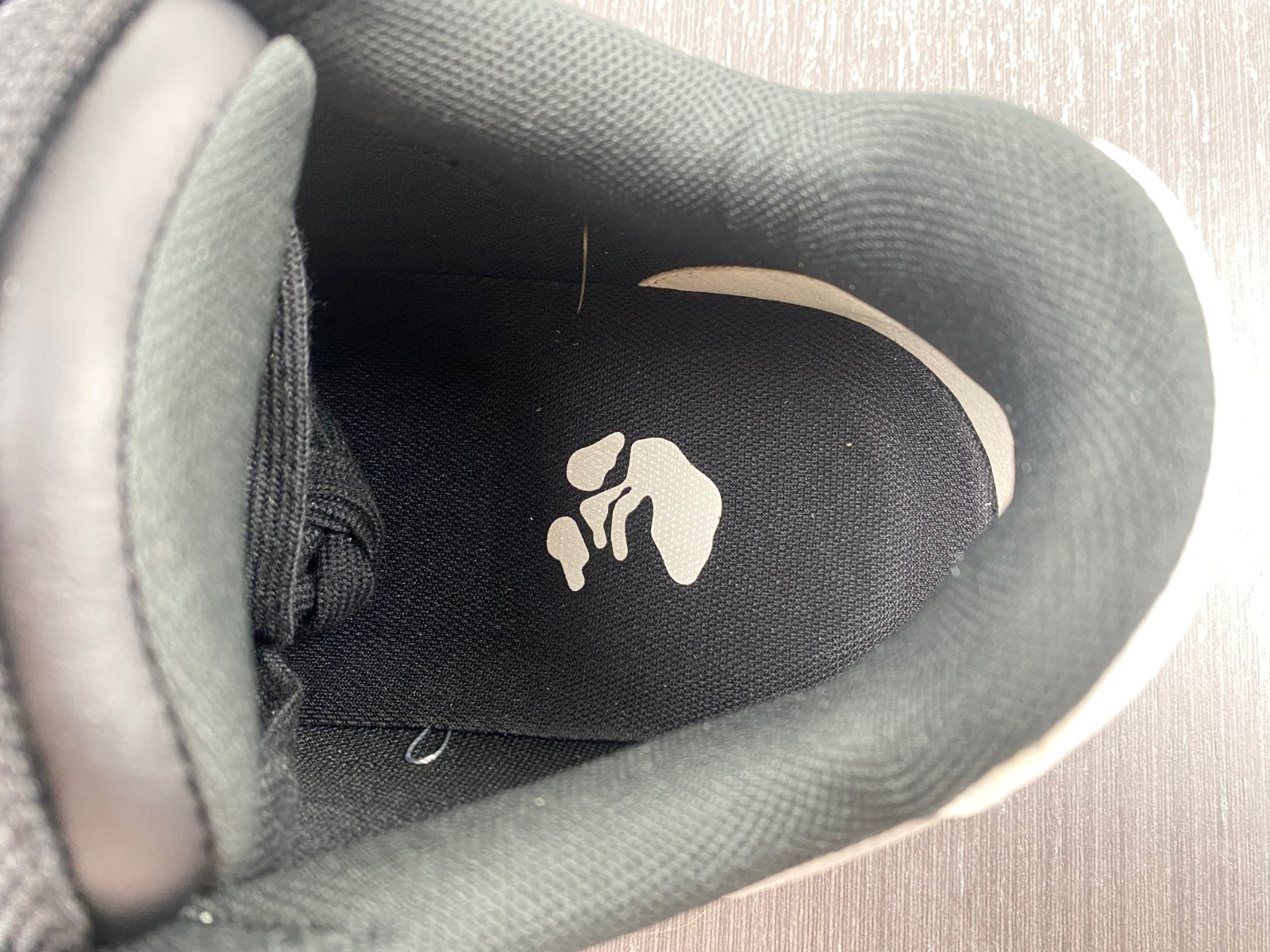 Off-White c/o Virgil Abloh