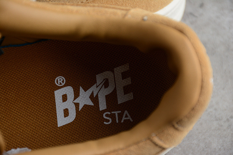 BAPE SNEAKERS