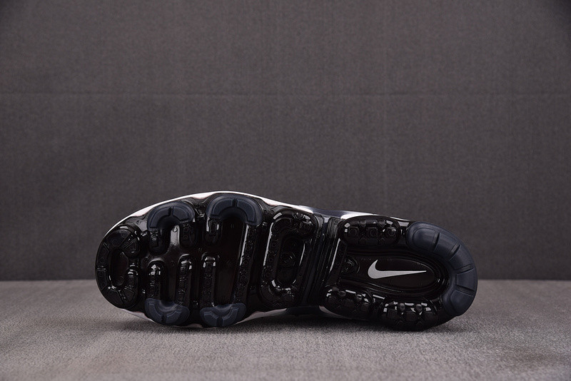 Nike Air VaporMax Plus