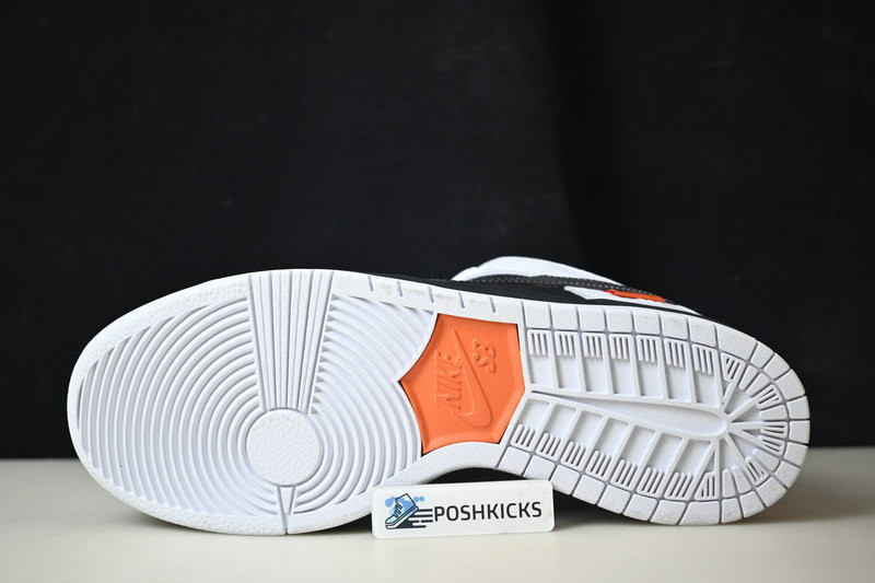 TIGHTBOOTH x Nike SB Dunk Low FD2629-100