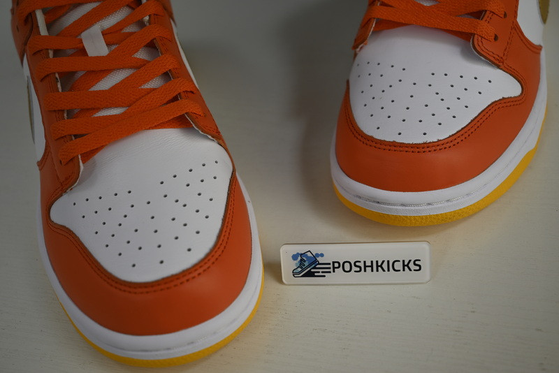 Nike Dunk Low WMNS “University Gold” DQ4690-800