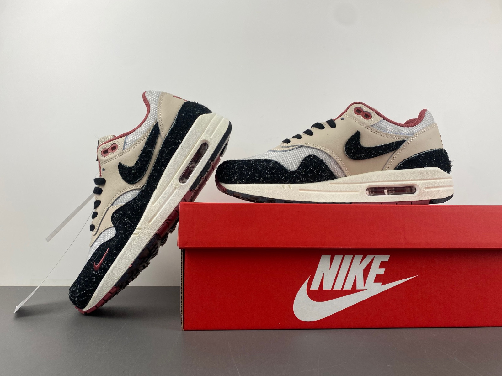 Nike Air Max 1 Keep Rippin Stop Slippin 2.0 FD5743-200
