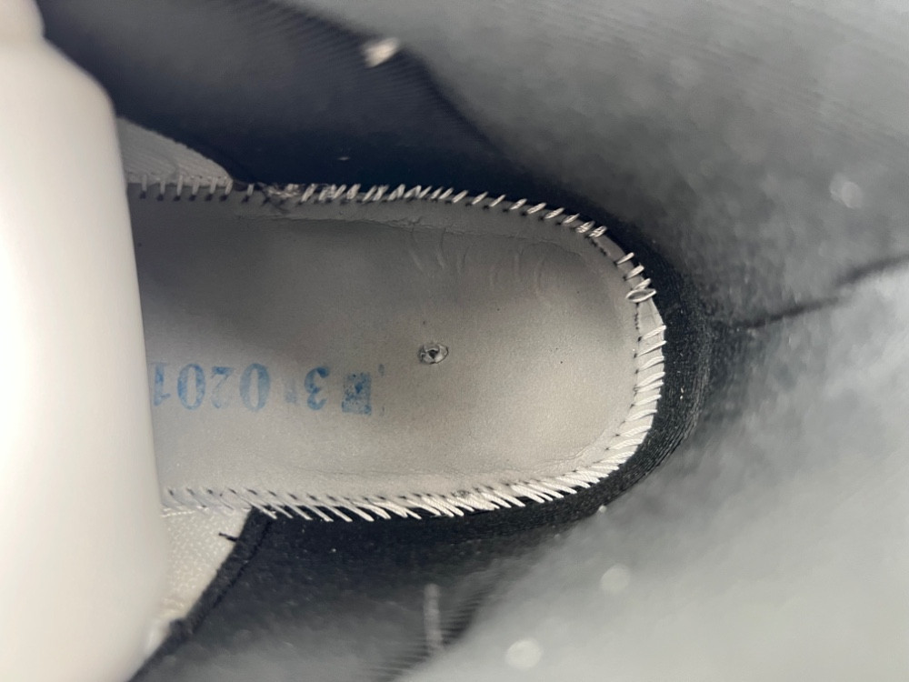 Air Jordan 11 "Rare Air" IH0296-400