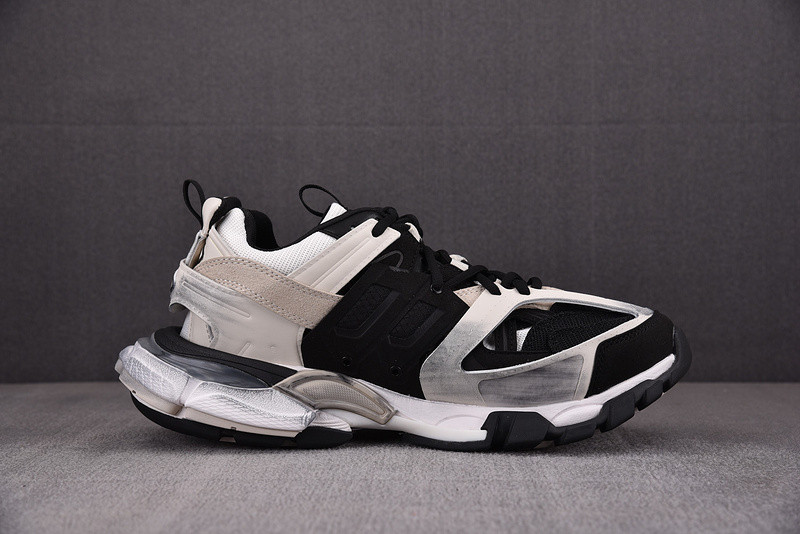 Ba*len*cia*ga track 542023 w3su5 9791