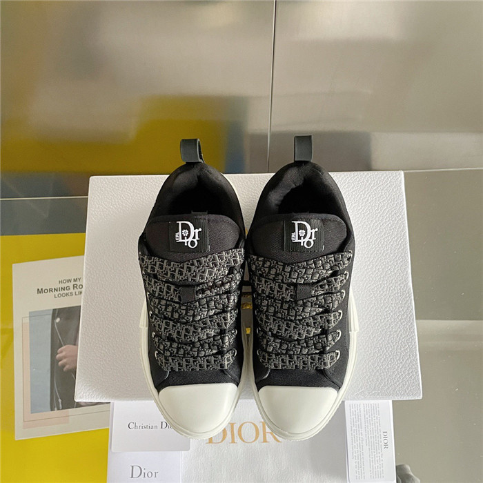 B23 SKATER SNEAKER