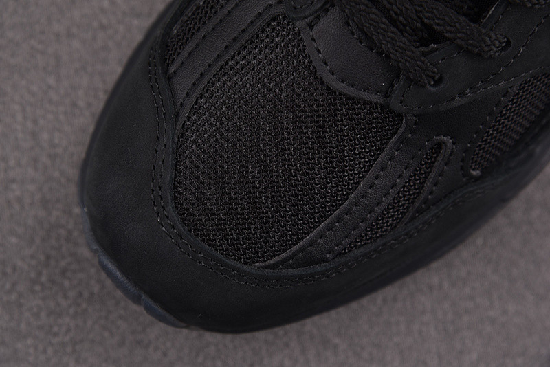 New Balance x Stone Island 991v2 