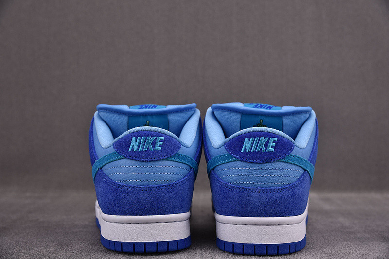 Nike SB Dunk Low Blue Raspberry DM0807-400