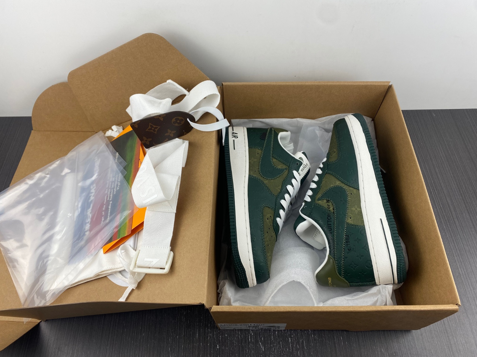 NIKE AIR FORCE 1 LOW BY VIRGIL ABLOH