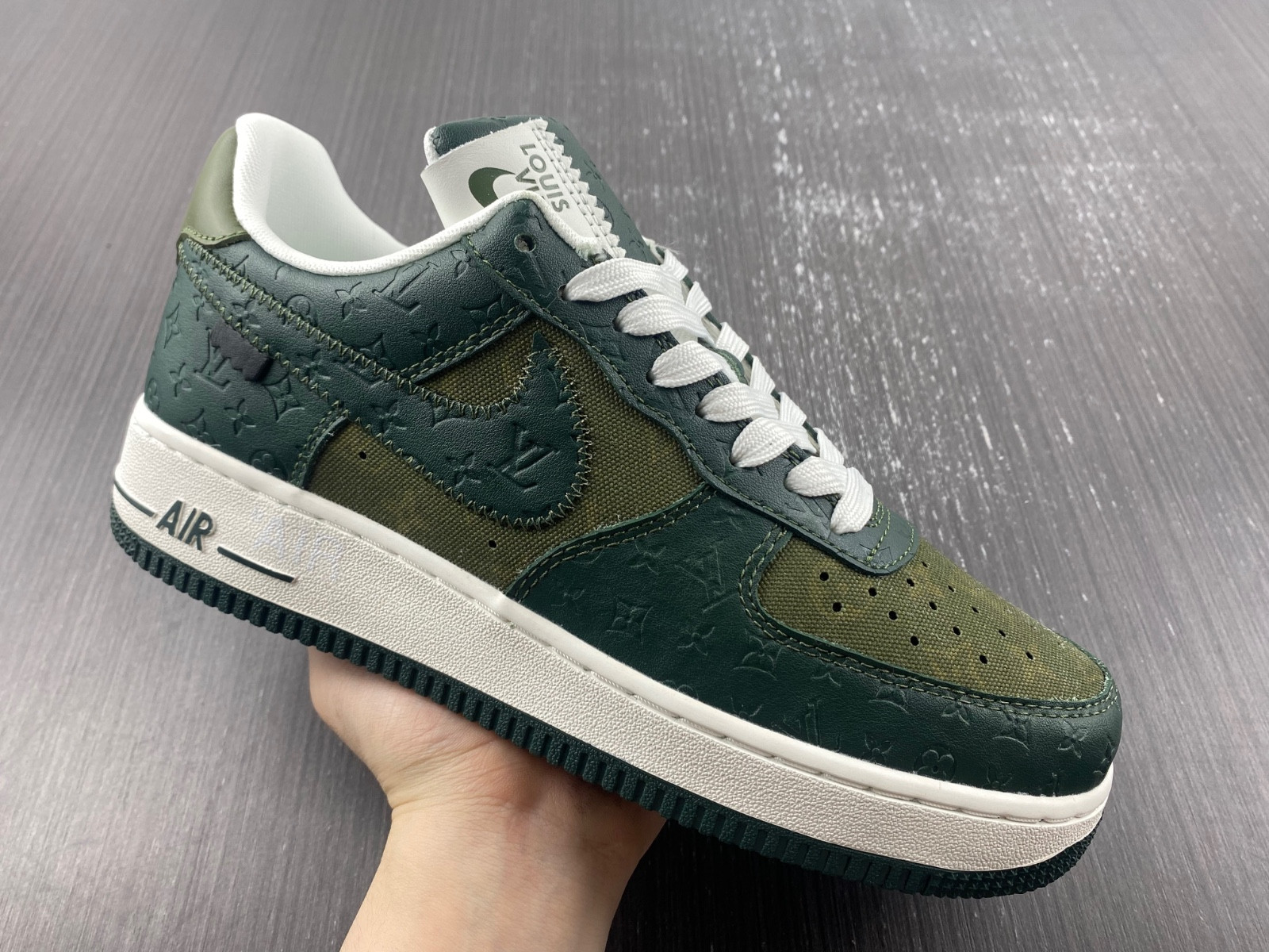 NIKE AIR FORCE 1 LOW BY VIRGIL ABLOH