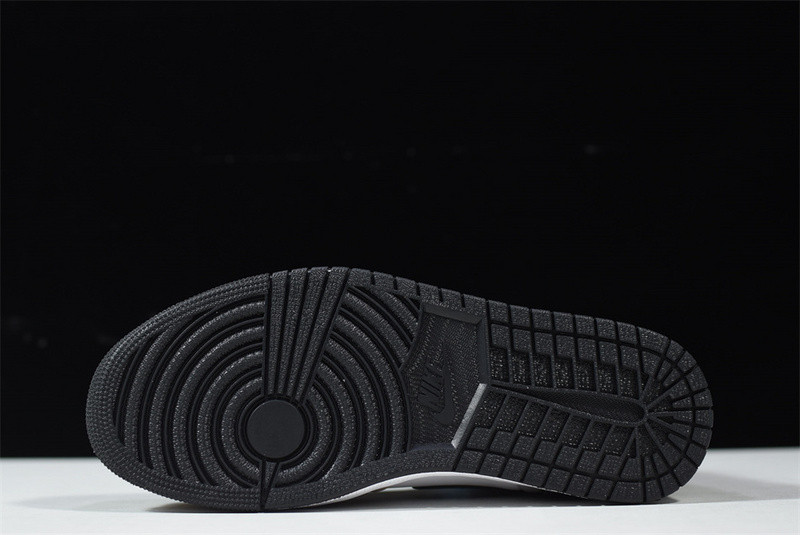 AIR JORDAN 1 RETRO HIGH OG “PROTOTYPE” DC6515-100