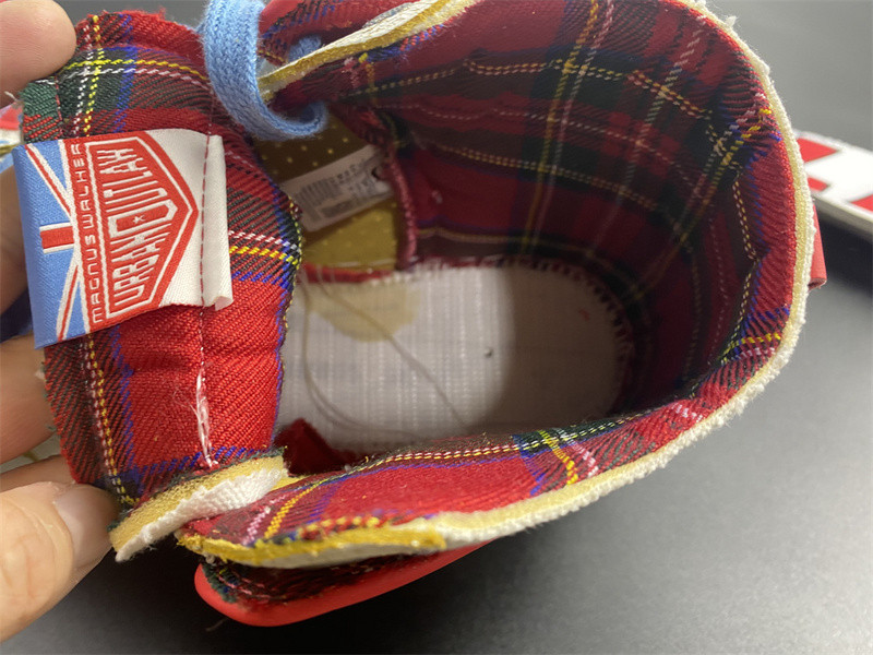 ISHOD WAIR X MAGNUS WALKER X NIKE SB DUNK HIGH DH7683-100