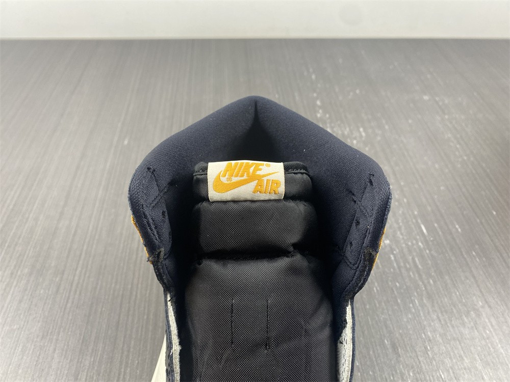 Air Jordan 1 High OG “Yellow Toe” 555088-711