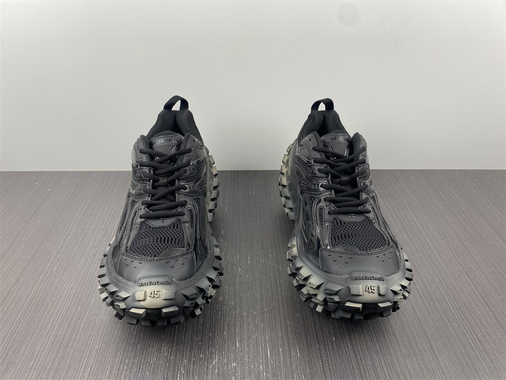 Ba*len*cia*ga bouncer chunky-sole sneakers