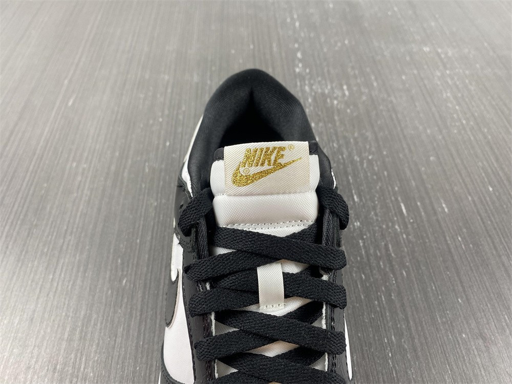 Nike Dunk Low World Champ DR9511-100