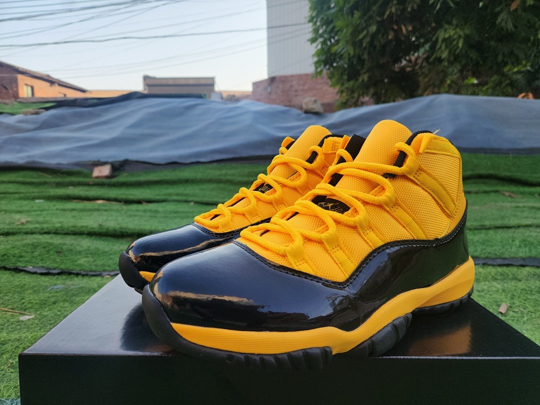 AJ 11 black and yellow New Arrivals
