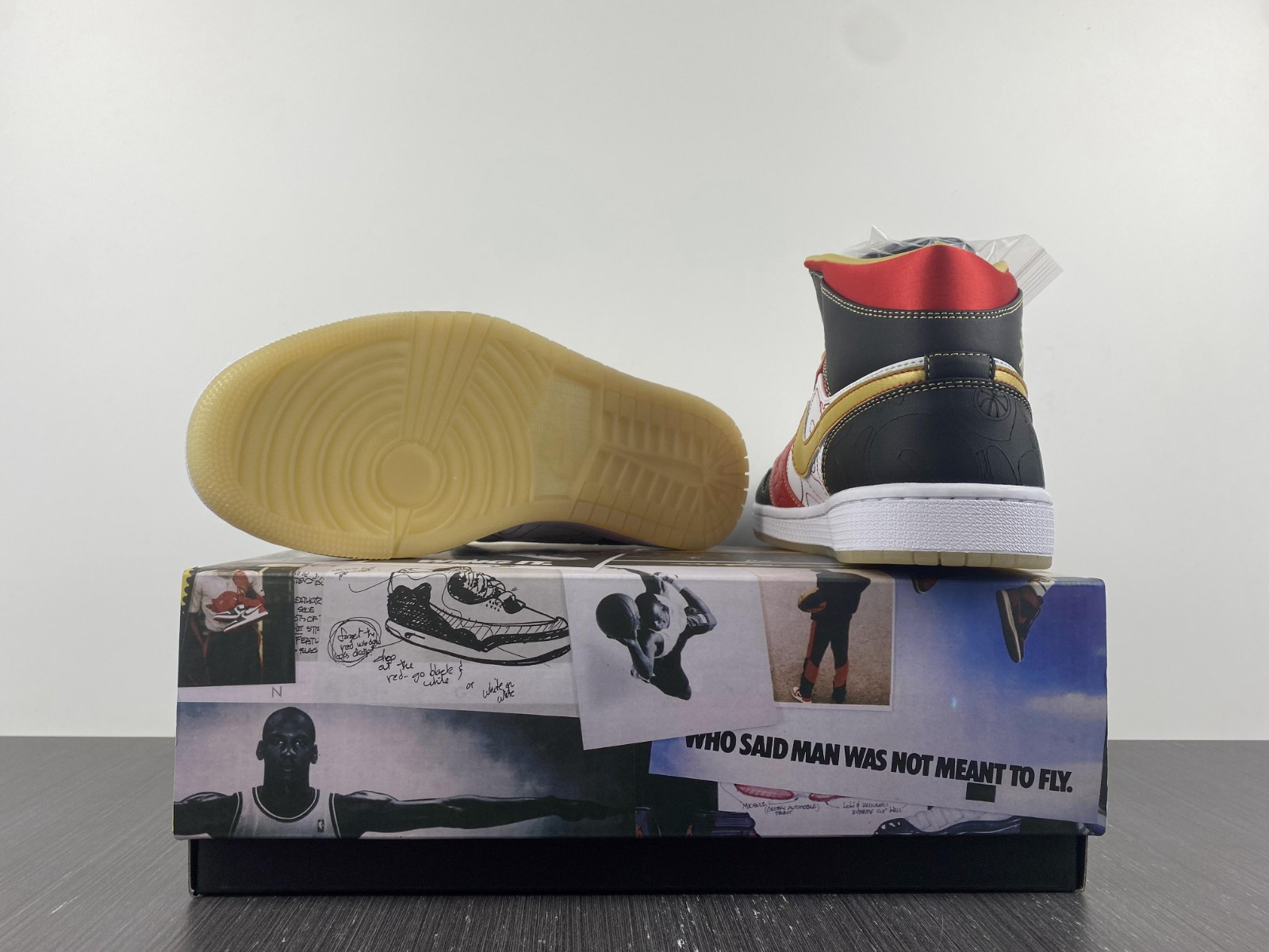 Air Jordan 1 Mid XQ DV0576-176