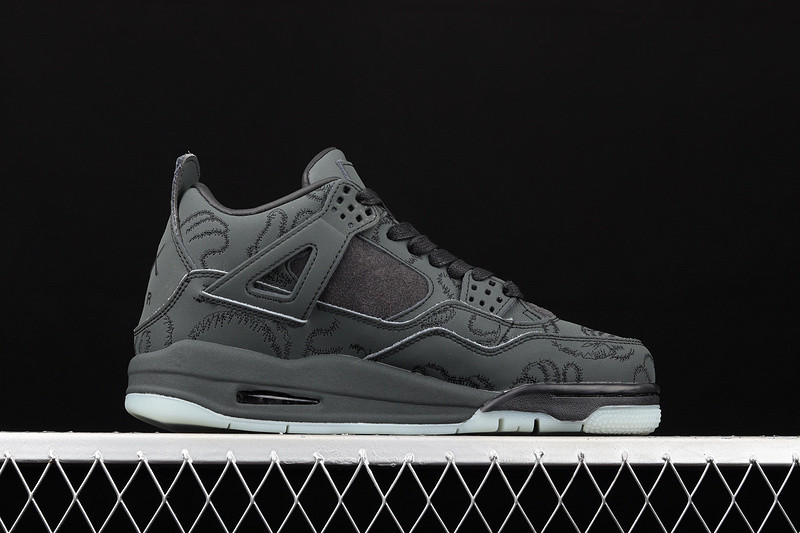 Jordan 4 Retro Kaws Black 930155-001