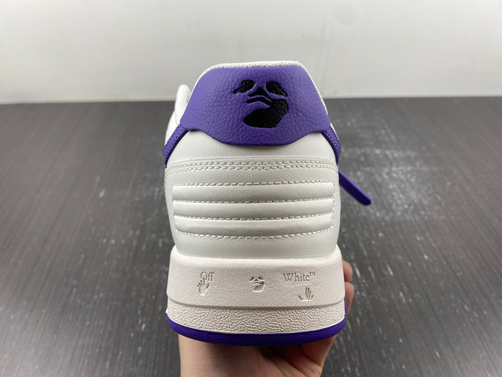 Off-White c/o Virgil Abloh