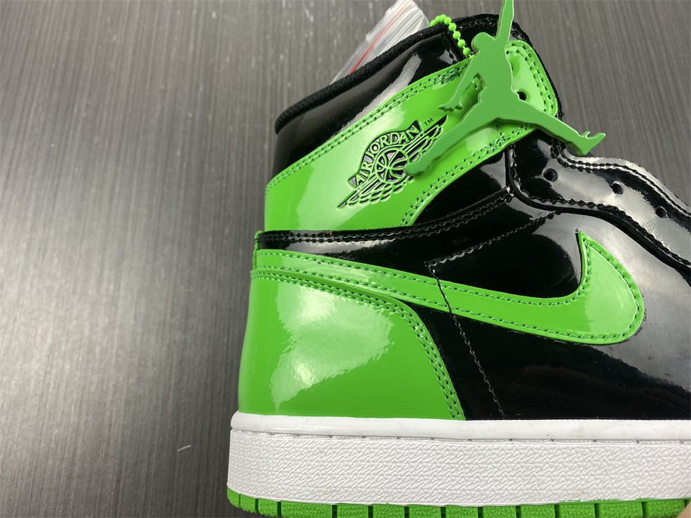 AIR JORDAN 1 HIGH OG GREEN 555088-030