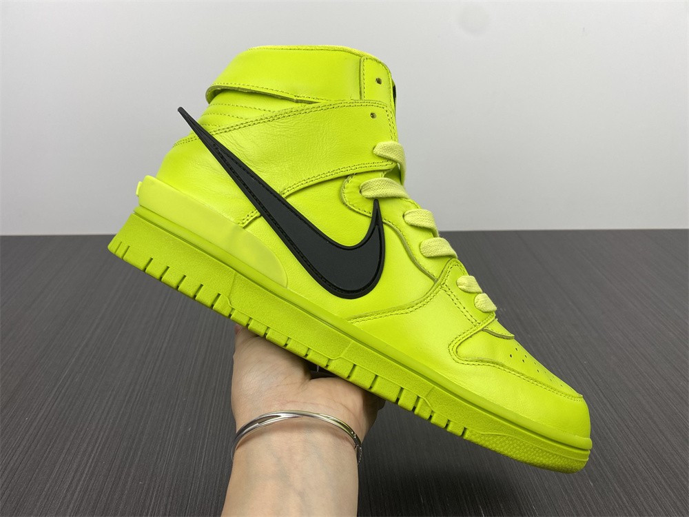 Nike Dunk High AMBUSH Flash Lime CU7544-300