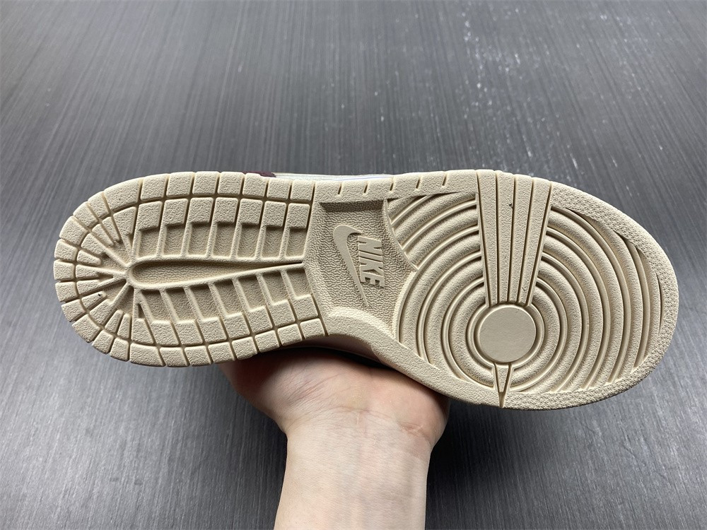 Nike Dunk Low Scrap Latte DH7450-100