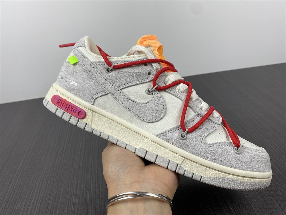 NIKE DUNK LOW OW LOT 40 OF 50 DJ0950-103