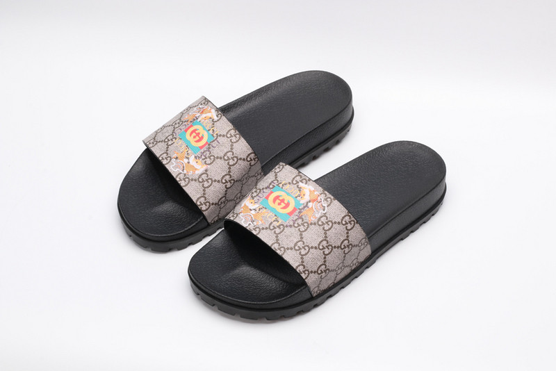 GUC LEATHER SLIDE