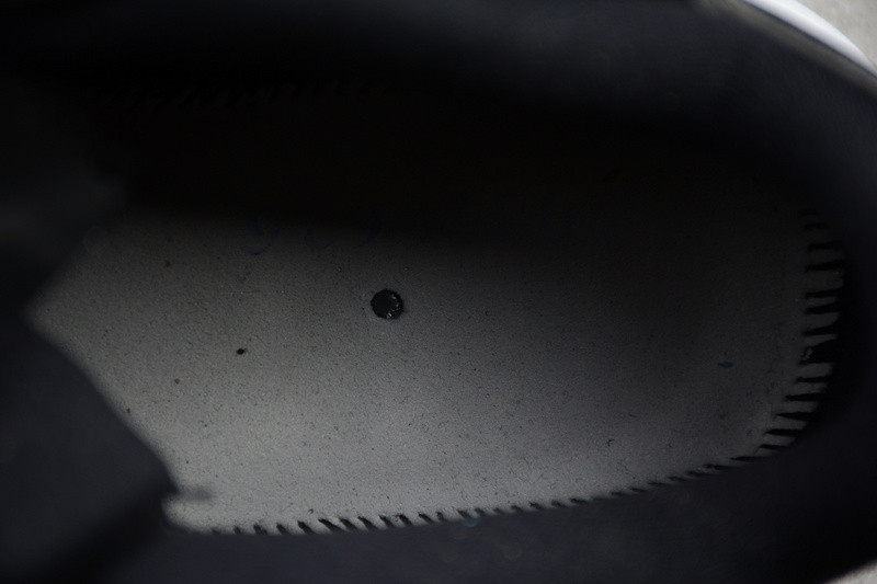 AIR JORDAN 11 RETRO LOW "BARONS" 528895-010