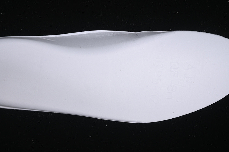 Air Jordan 11 Grand Finale AR0715-110