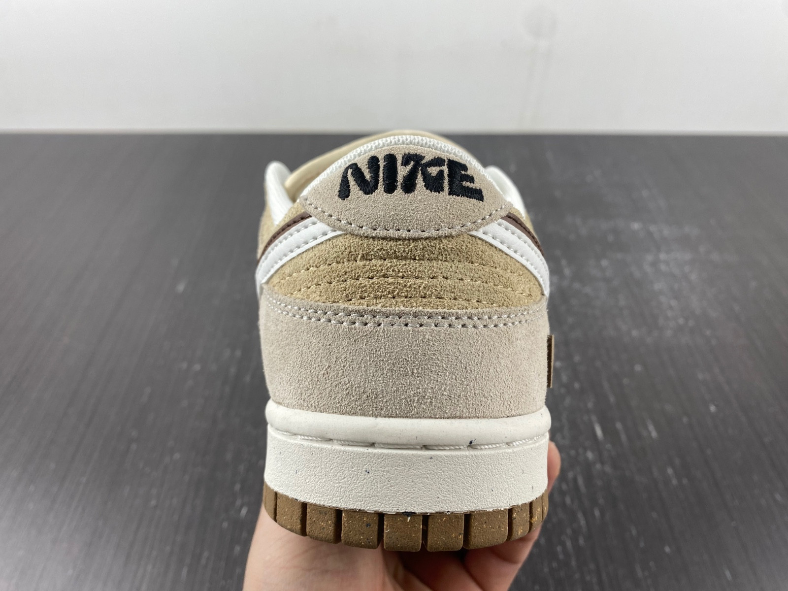 Nike Dunk Low 85 DO9457-100