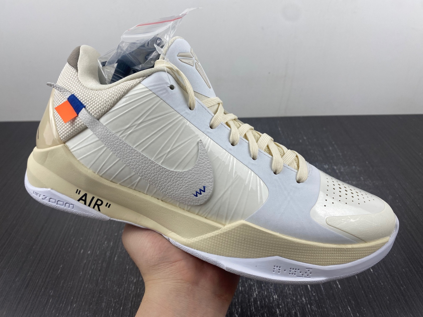 NIKE KOBE 5 PROTRO UNDEFEATED RICE WHITE DB4796-101
