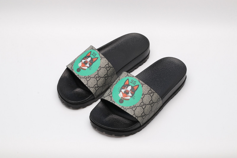 GUC LEATHER SLIDE