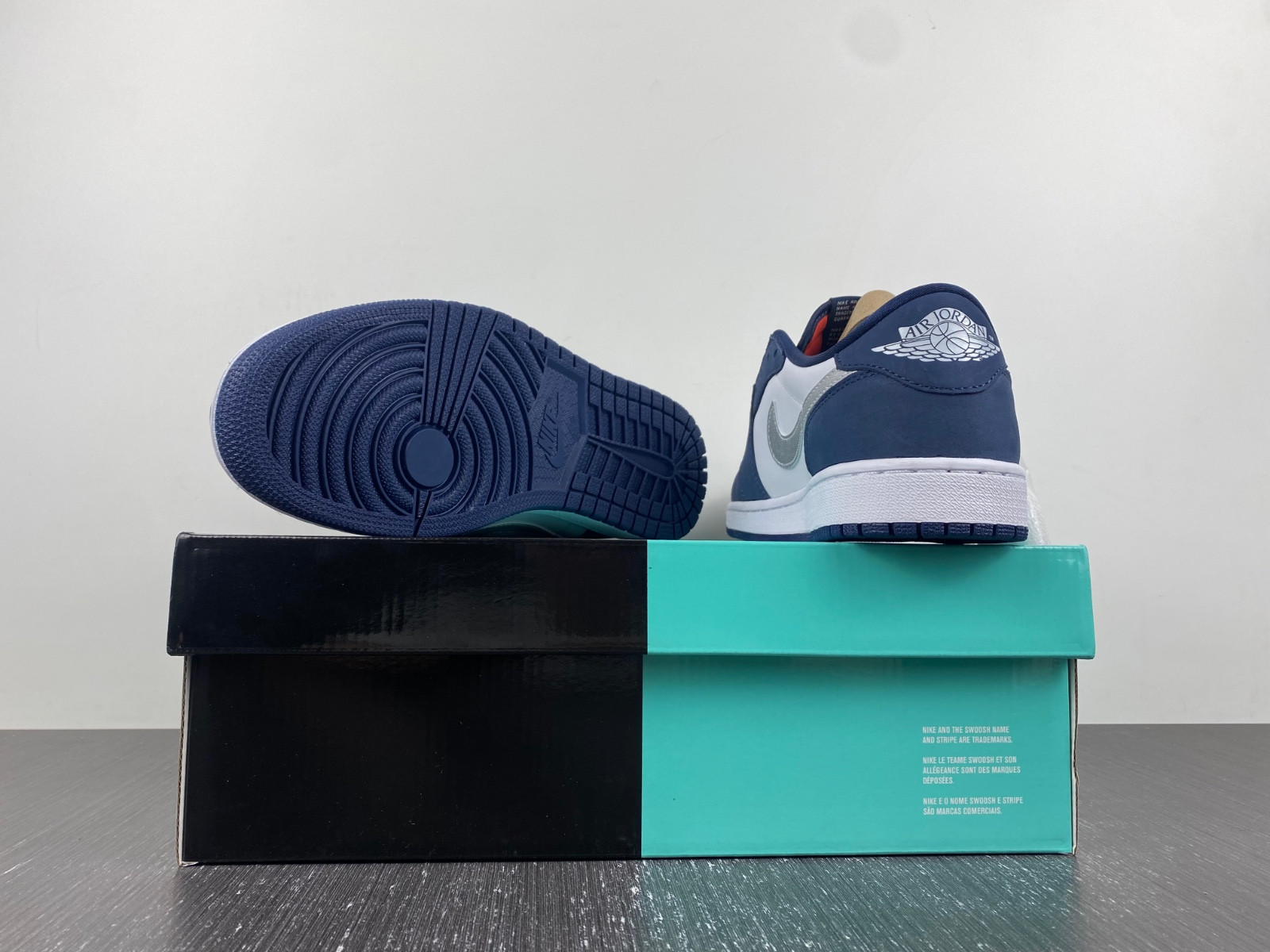 AIR JORDAN 1 LOW "Eric Koston - Midnight Navy" CJ7891 400