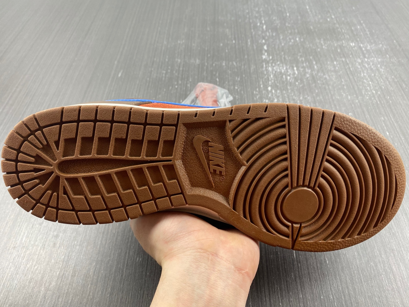 Air Jordan 1 Low mocha CQ4277 105